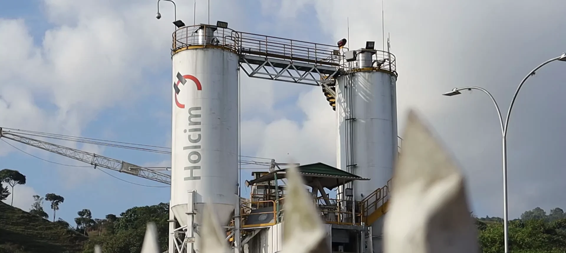 Optimización de Procesos en Minas de Cemento y Plantas de Concreto Holcim